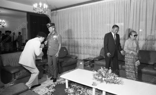 KL17_08072015_AGONG