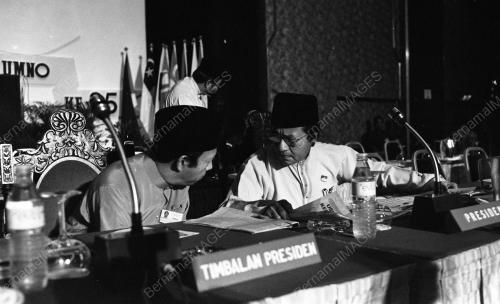 KL17_08072015_MESYUARAT_UMNO