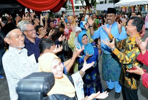 KL17_08092012_RAJA_OKU