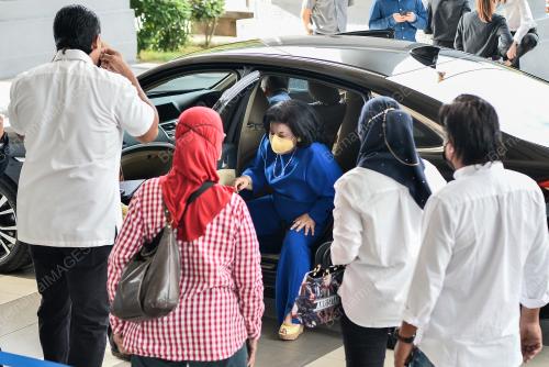 DATIN SERI ROSMAH MANSOR