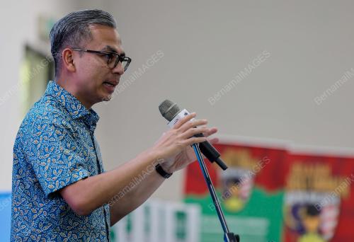 FAHMI FADZIL