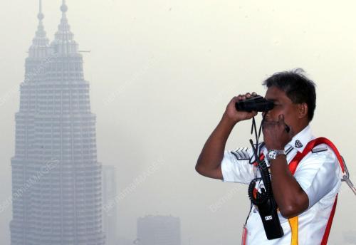 KHALID ISMAIL