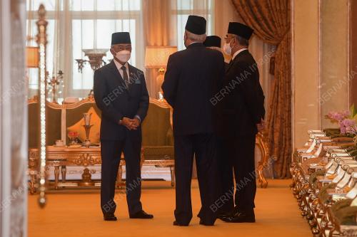 AL-SULTAN ABDULLAH RI'AYATUDDIN AL-MUSTAFA BILLAH SHAH