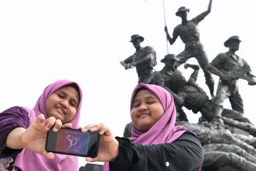 TINJAUAN SEMPENA SAMBUTAN ULANGTAHUN KE 50 TAHUN RUKUN NEGARA