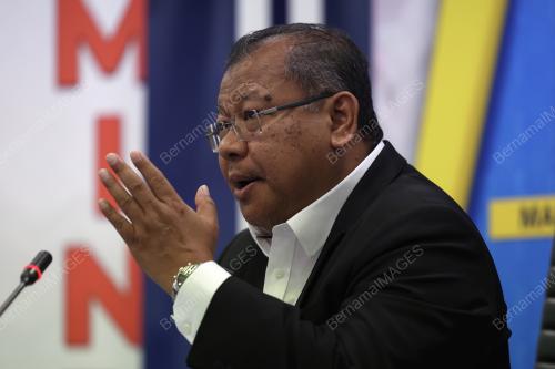 PROF TAN SRI DR NOOR AZLAN GHAZALI