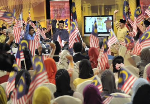 DATUK SERI UTAMA DR RAIS YATIM