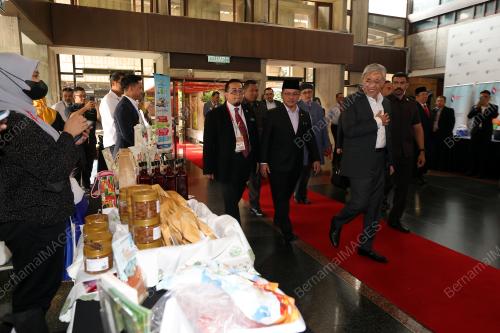 DATUK SERI DR AHMAD ZAHID HAMIDI