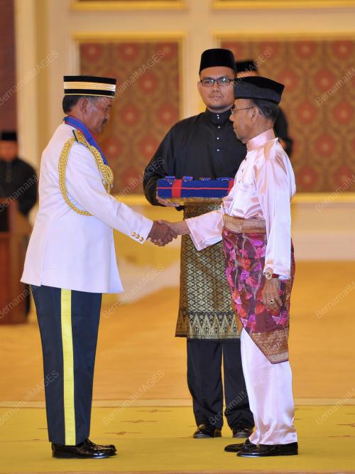 KL17_10112015_AGONG