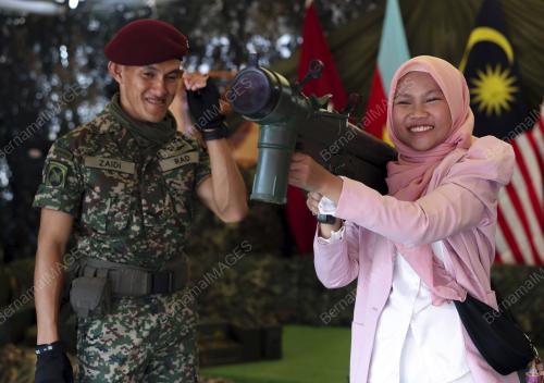 SETAHUN BERSAMA KERAJAAN MADANI