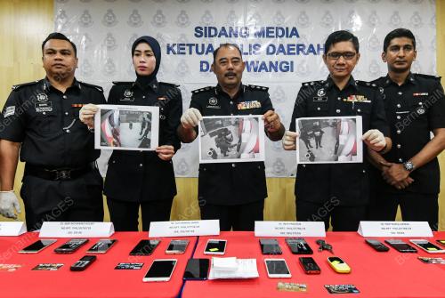 KL17_11102018_SAMUN_BN201810100530