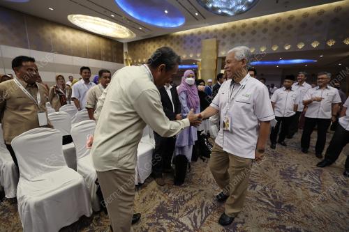 TAN SRI IDRIS JUSOH
