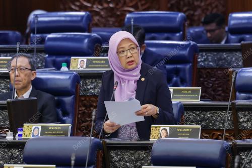 DR ZALIHA MUSTAFA