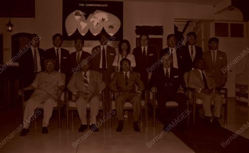 KL17_120390_COMMONWEALTH