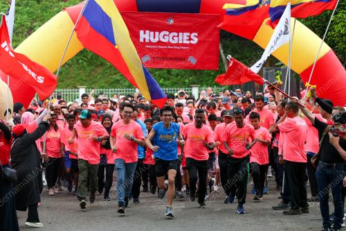 HUGGIES FUN RUN