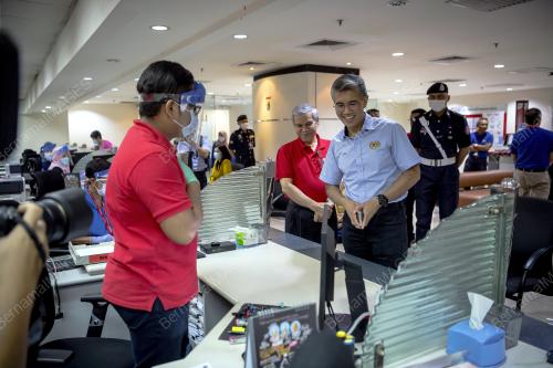 DATUK SERI TENGKU ZAFRUL TENGKU ABDUL AZIZ