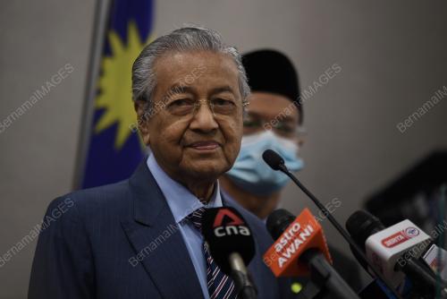 PERSIDANGAN PARLIMEN PENGGAL KETIGA 