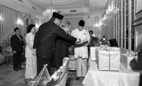 KL17_13012015_SIHANOUK_AGONG