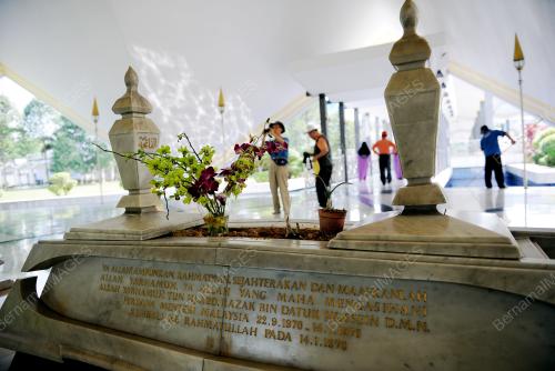 KL17_13012016_MEMORIAL
