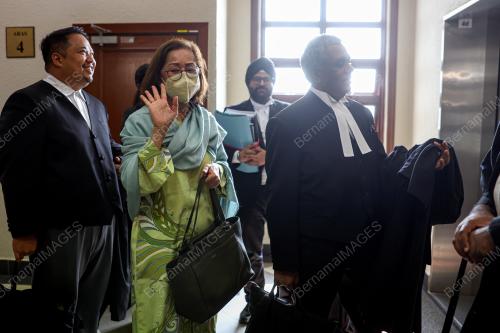 TOH PUAN NAI'MAH ABDUL KHALID