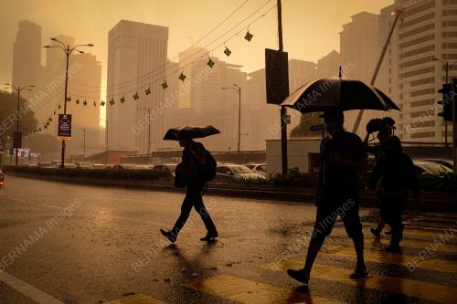 MONSUN BARAT DAYA