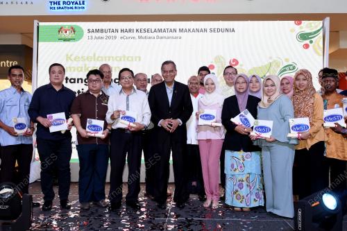 KL17_13072019_PERASMIAN_BN201907125013