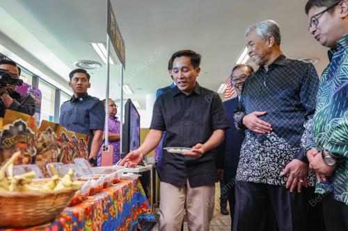 DATUK SERI DR AHMAD ZAHID HAMIDI