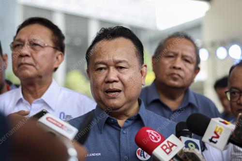DATUK SERI ALEXANDER NANTA LINGGI