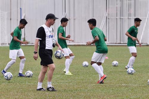 LATIHAN SKUAD BOLASEPAK BAWAH 19 MALAYSIA