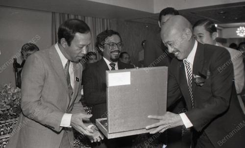 MUSA HITAM