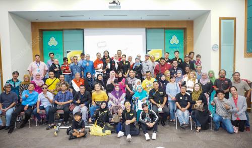 PERKESO BERSAMA AHLI SENIMAN