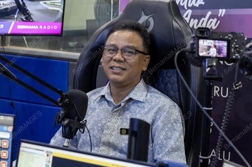DATUK DR ISMAIL PARLAN
