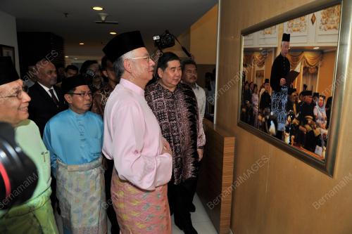 DATUK SERI MOHD NAJIB TUN ABDUL RAZAK