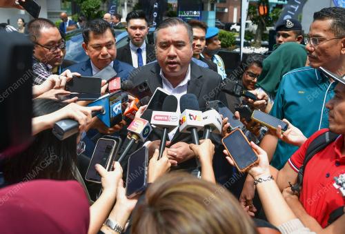 ANTHONY LOKE