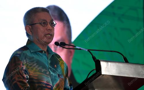 DATUK SERI DR ADHAM BABA