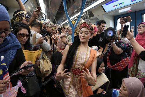 KL17_16092019_KERATAPI_SARONG_BN201909131020