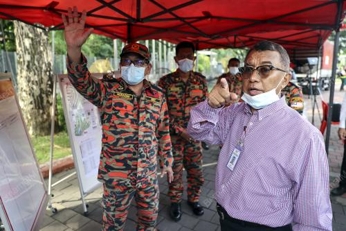 DATUK SERI DR ISMAIL ABD MUTTALIB