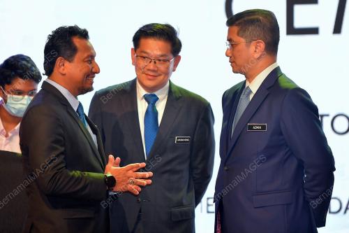 DATUK SERI AZMIN ALI