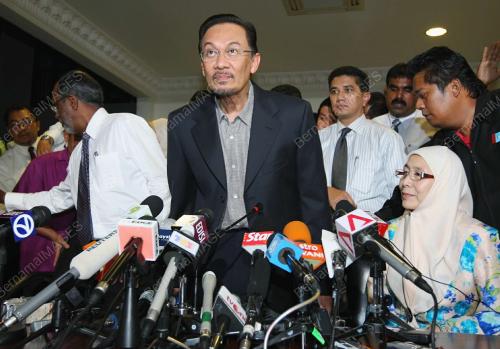 ANWAR IBRAHIM