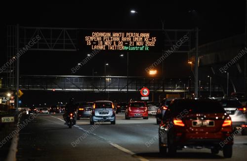 TINJAUAN ALIRAN TRAFIK