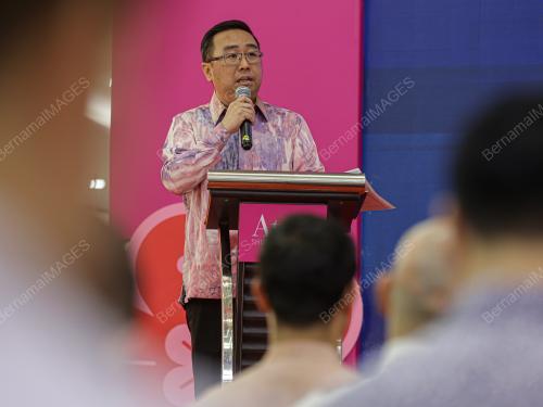 CHANG LIH KANG