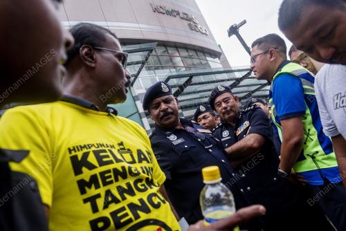 KL17_18042014_HIMPUNAN_BN201804145200