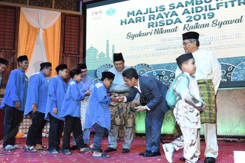 DR MOHD RADZI MD JIDIN