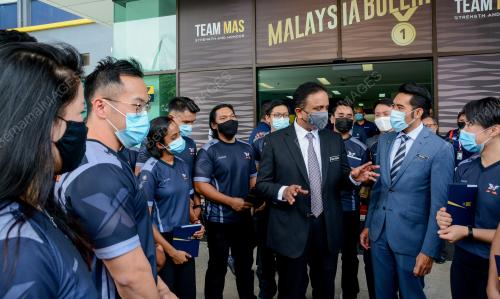 DATUK SERI REEZAL MERICAN NAINA MERICAN