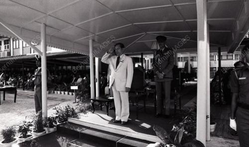 DISEMBER 1982