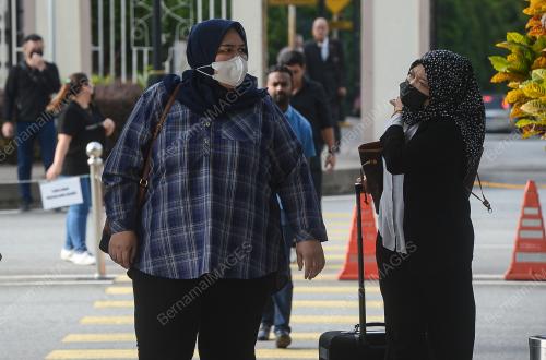SITI BAINUN AHD RAZALI