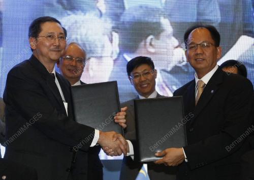 MOHD NAJIB TUN ABDUL RAZAK