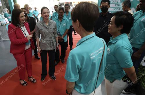 TUANKU ZARA SALIM