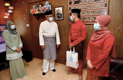 DATUK MOKHTAR HUSSAIN