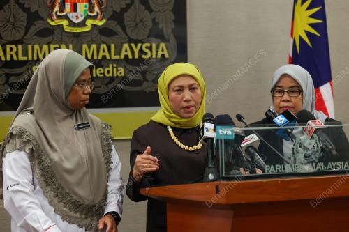 DATUK SERI NANCY SHUKRI
