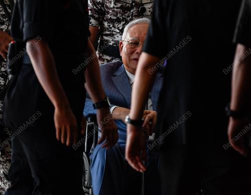 DATUK SERI NAJIB TUN RAZAK